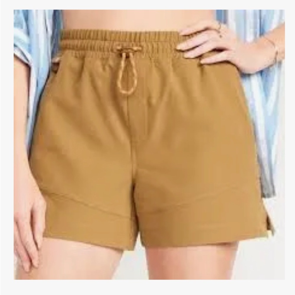 Old Navy High-Waisted StretchTech Water-Repellent Shorts